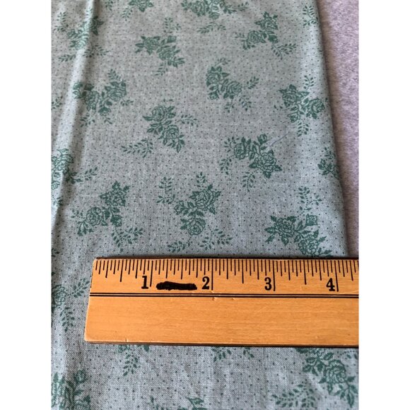 Green Floral Cotton Fat Quarter 18x22" Quilting Sewing Fabric Piece - Picture 3 of 4